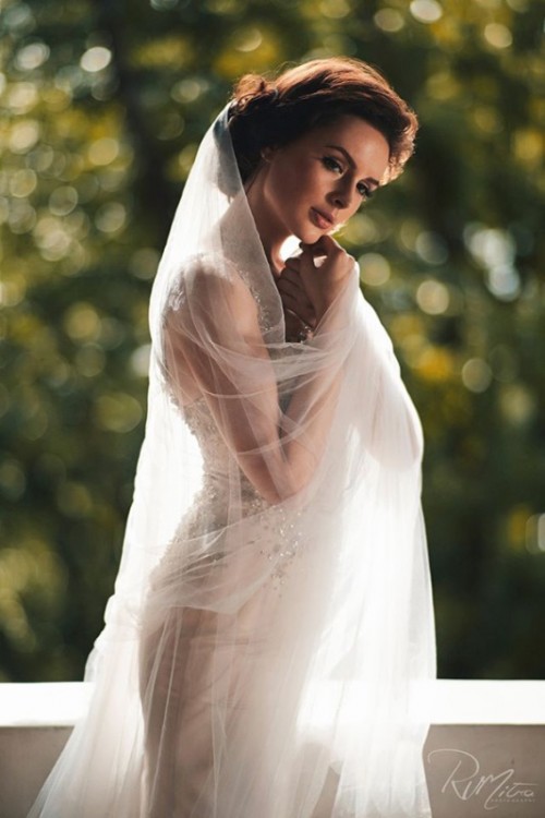 Hochzeit - Wedding Dresses Collection from Claiza Bihasa