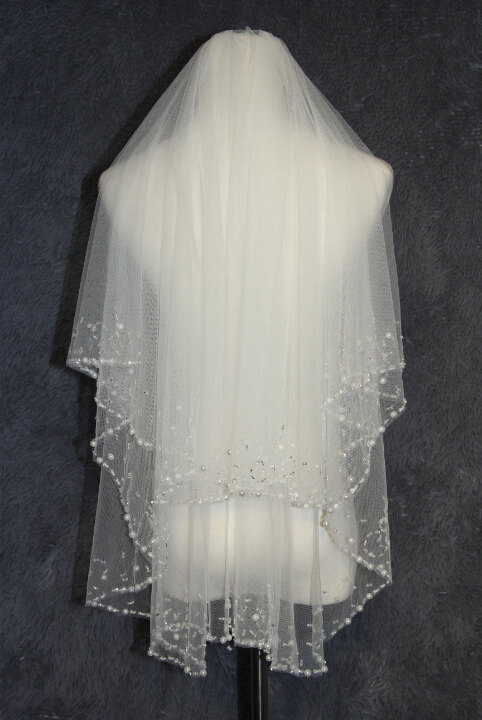 زفاف - wedding veil, 2T beaded veil, fingertip veil, white ivory veil, handmade pearl veil + comb veil