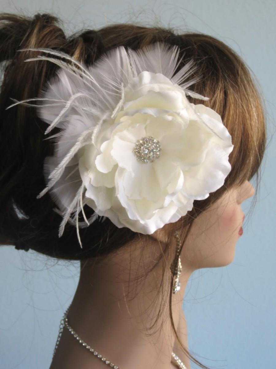 Hochzeit - Ivory(White) Bridal Flower Hair Clip Wedding Accessory  Crystals Feathers Bridal Fascinator