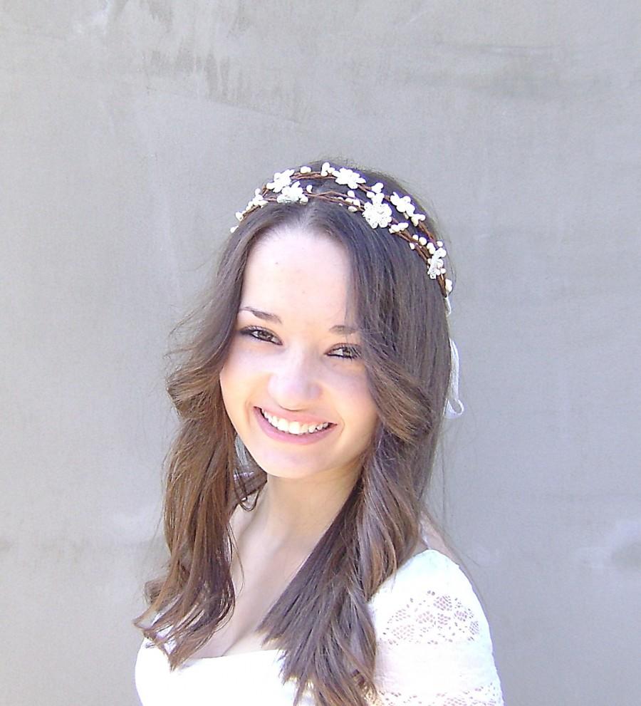 زفاف - Wedding Double Flower Crown, Woodland Fairy Flower, Bridal Tiara with white lace flowers and white berry, flower girl, boho wedding