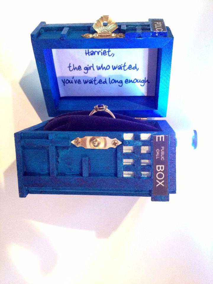 زفاف - Police box Wedding Ring Box With LED Light Handmade Police Box Engagement Ring Box Police Box Proposal Box,  Proposal Box, Made in USA