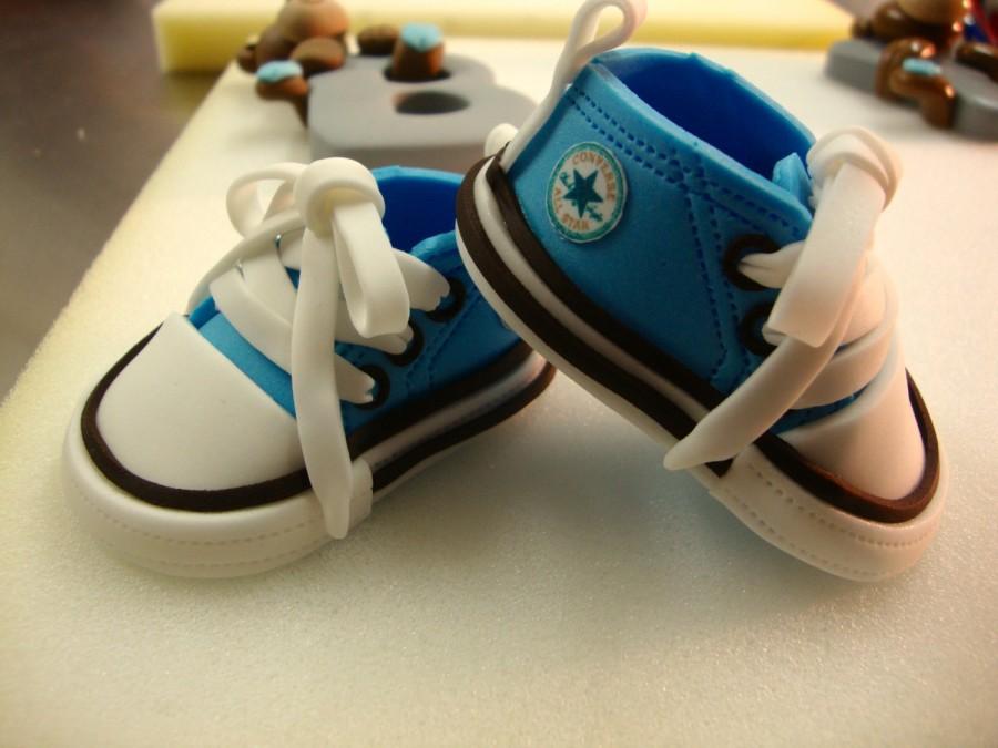 Mariage - Baby Converse Cake Topper