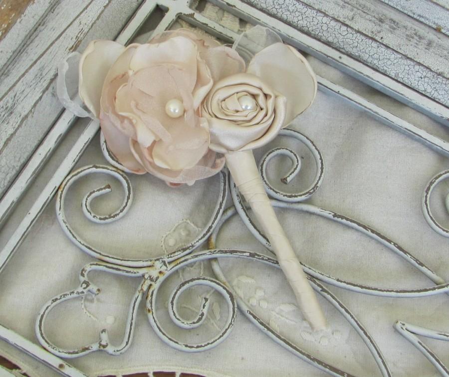 Hochzeit - Grooms Boutonniere, Father of bride boutonniere, Lapel pin, buttonhole flower, Groomsmen button hole, pin boutonniere, wedding lapel flower
