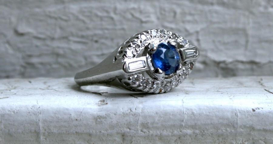 زفاف - Beautiful Vintage Art Deco Platinum Diamond and Natural Sapphire Engagement Ring - 1.63ct.