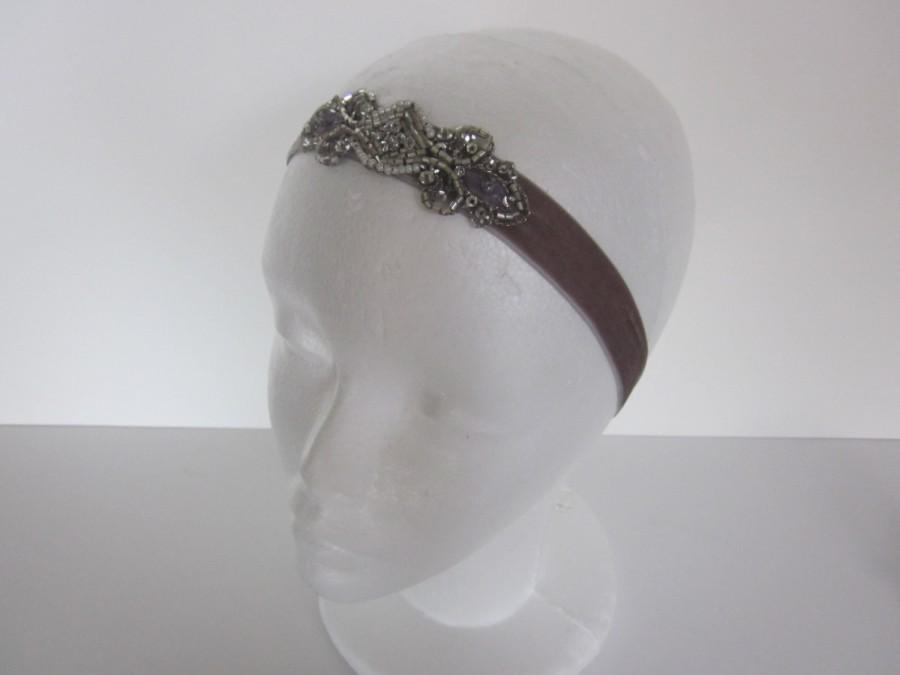 Hochzeit - Flapper Dress Gatsby Headpiece, 20s Flapper Headband Great Gatsby Headpiece Art Deco 1920s Beaded Pearl Headpiece Gray velvet ribbon