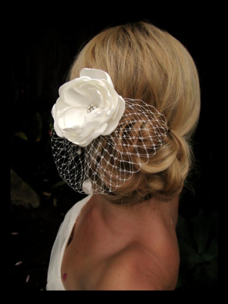 زفاف - Millie bridal hair flower,  Ivory Satin Floral Fascinator with French / Russian Tulle, bridal hair accessories
