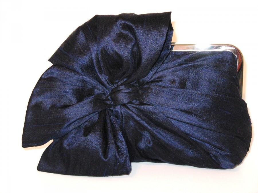 Hochzeit - SALE Silk Bow Clutch Navy,Bridal Accessories,Bridal Clutch,Bridesmaid Clutch,Clutch Purse,Formal
