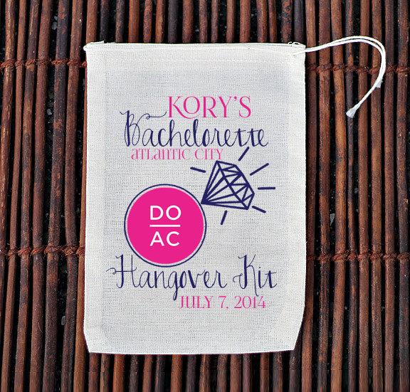 Hochzeit - Atlantic City Hangover Kit Bachelorette Party Welcome Bag- Muslin Cotton Mini Favor Bags