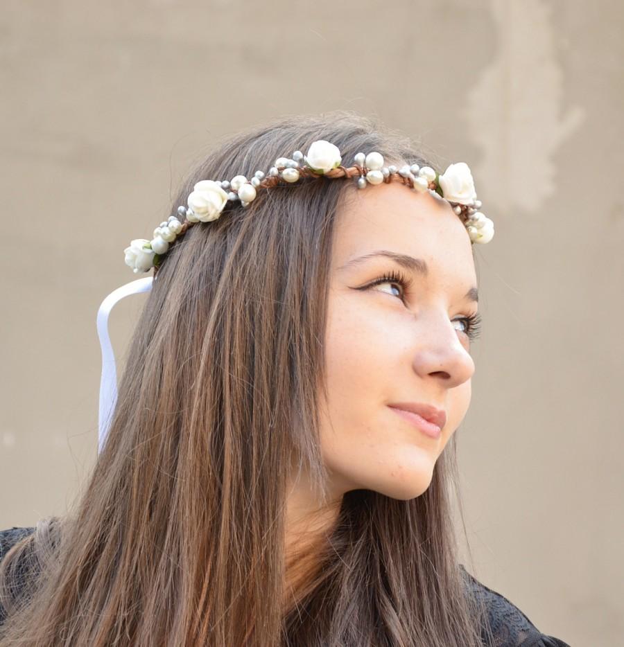 Wedding - Bridal Halo, Whimsical crown, Flower Crown, Wedding Tiara, Prom, Bridal Hair Accessories,Headpiece, Silver  Berries, White Roses and Pearls