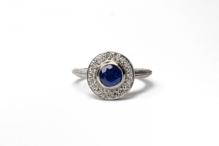 Mariage - Vintage diamond halo engagement ring, 1 carat vivid blue sapphire18k or 14k white gold, vintage inspired unique handmade ring