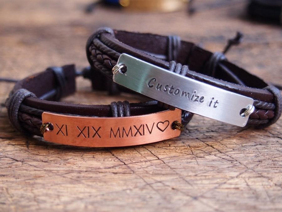 زفاف - Personalized Men's bracelet, father's day Bracelet, father's day gift, Roman Numeral bracelet, Engraved men's Bracelet, Anniversary bracelet