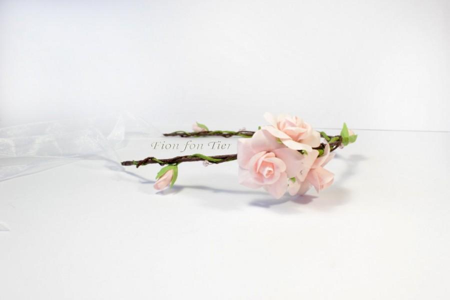 Mariage - Rose flower tiara Hair Jewelry Wedding Accessories Light Pink Rose Girl crown Rustic Wedding Headpiece Gardenia Flower tiara gardénia FJ36
