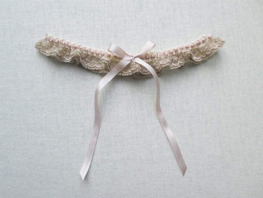 Hochzeit - Blushing beaded lace garter with silk