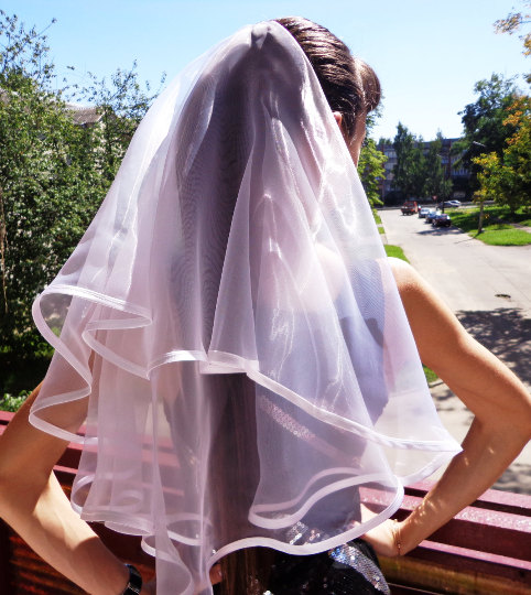 Hochzeit - Bachelorette party Veil 2-tier white, long length. Bride veil, accessory, bachelorette veil, wedding veil, hen party veil, bachelorette idea