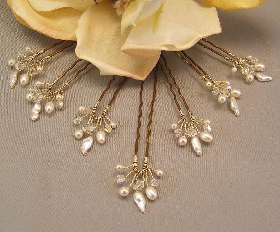 Свадьба - Wedding Hair Accessories, Gold Handwired Bridal Hair Pins, Freshwater Pearls and Swarovski Crystal, Wedding Hair Pins