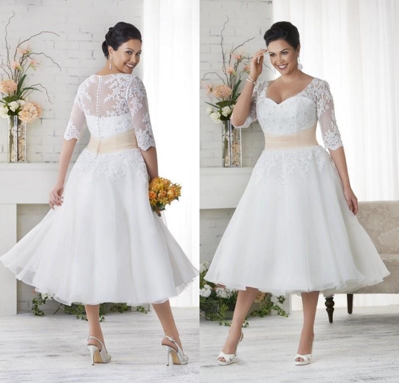 Hochzeit - Vintage 2016 Short Wedding Dresses with Half Sleeves Sweetheart Appliqued Lace Tea Length Plus Size Wedding Dresses Online with $102.1/Piece on Hjklp88's Store 