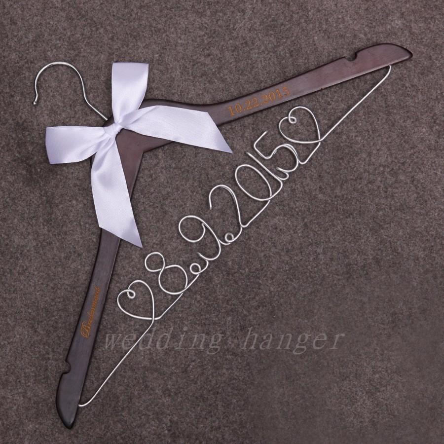Wedding - Custom Date wire hanger, Wood Hanger, Custom Personalized Wedding Gifts, Birdemaid's Dress hanger, Handmade wire hanger, Wedding Party Gifts