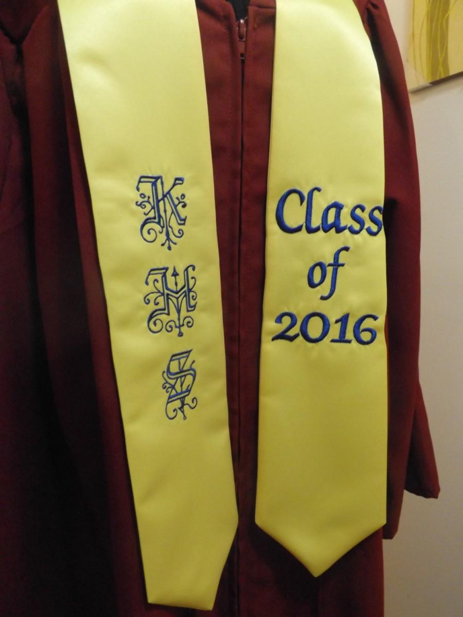 Hochzeit - Graduation pointed stoles ....with three Character/ Yellow Gold satin / class of 2016  / Royal blue thread / Design your stoles your way