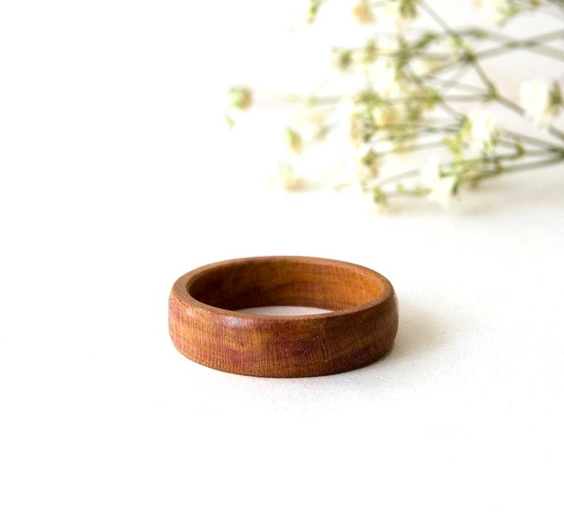 Mariage - Natural Wedding Ring, Plum Wood Ring, Minimalist Wood Ring, Engagement Wood Jewelry, Wood Ring, Wooden Ring, Men Wood Ring, Natural Jewelry