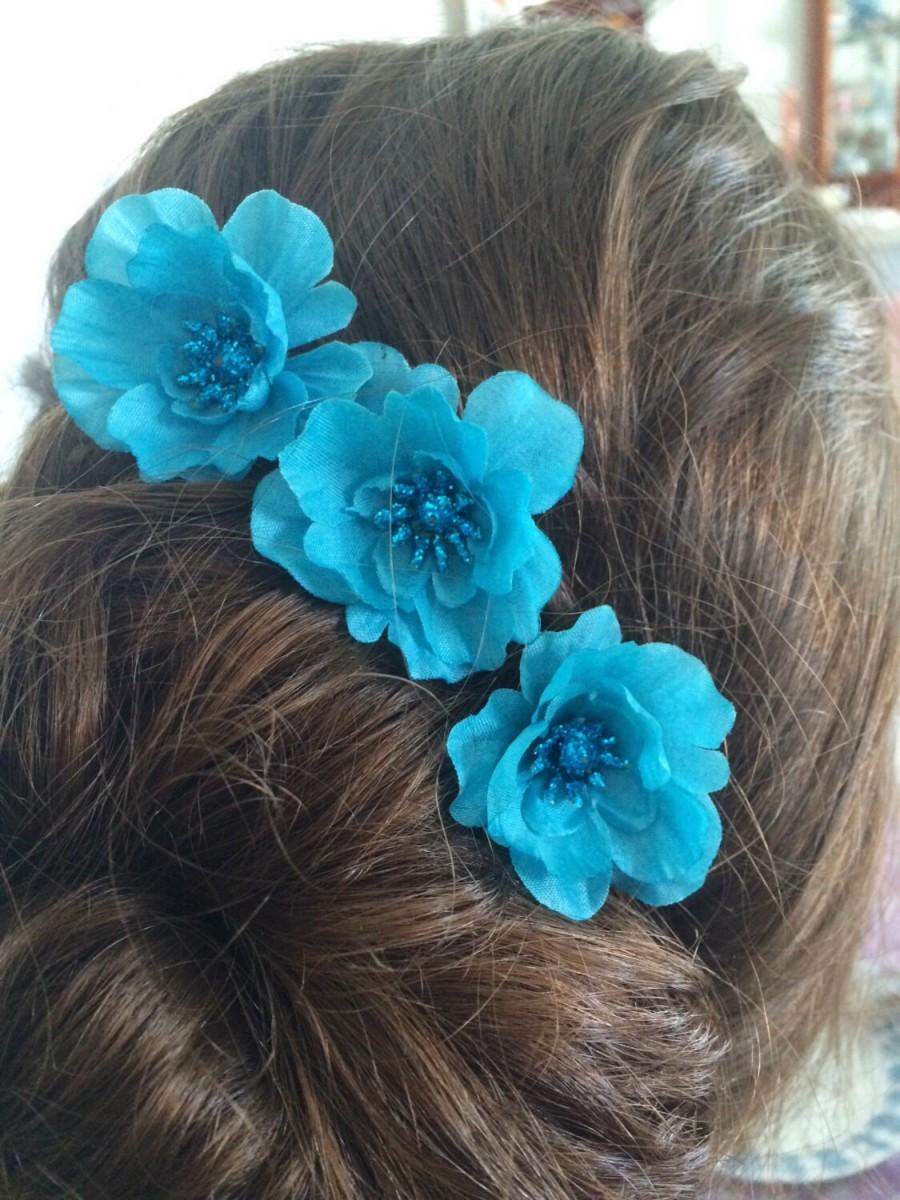 Mariage - Flower Hair Pin Set of 3 Aqua Blue Turquoise Flower Handmade Bun Chignon Bobby HairPin, Wedding, Bridesmaid, Flower Girl, Special Occasion