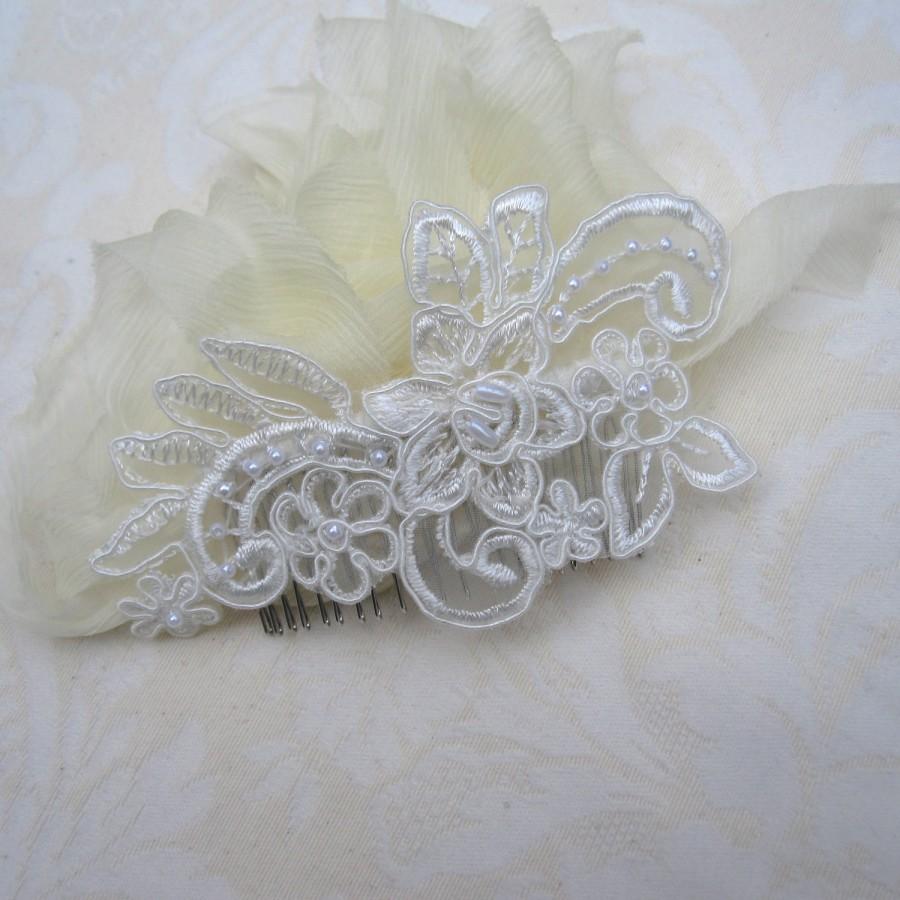 Hochzeit - Bridal Lace Hair Comb