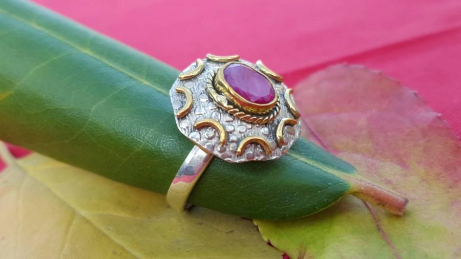 زفاف - Sterling silver rings-9.25 rings-red ruby rings-handmade jewelry-wedding.eco friendly jewelry-cocktail-statement ring.handmade rings-7.5