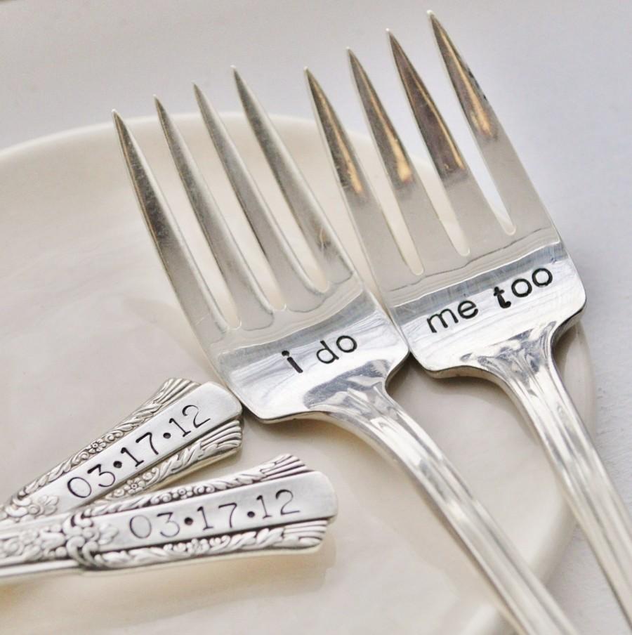 Mariage - I do. Me too. Vintage Wedding Cake Fork Set Personalized with Your Wedding Date (Matching Set)