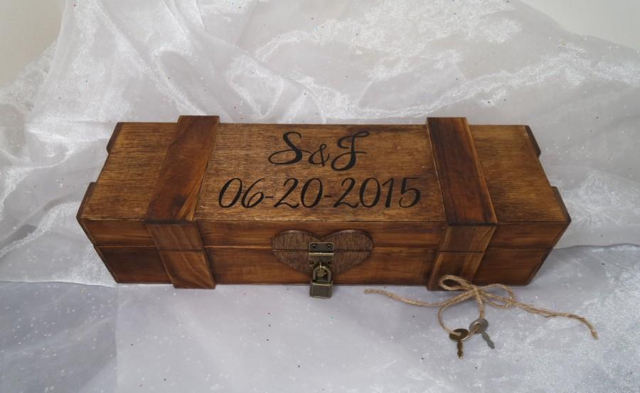 Hochzeit - Recently Featured on NBC Ch. 11 Personalized Rustic Wedding Wine Box, Wedding Wine Capsule, Rustic Wedding Wine Box Gift, Keepsake Wine Box
