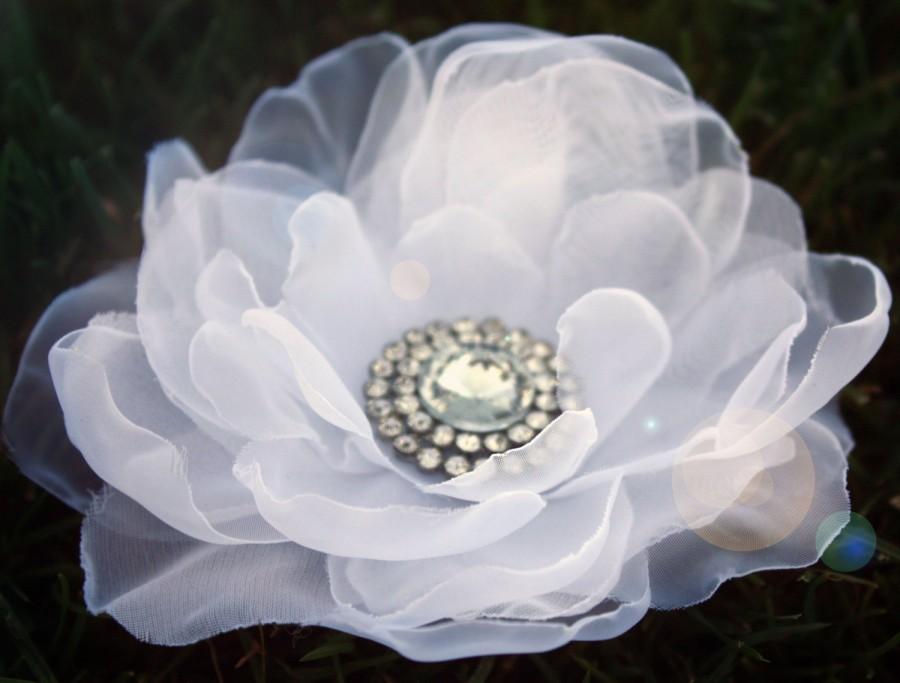 Mariage - wedding flower flower hair clip handmade silk organza petals