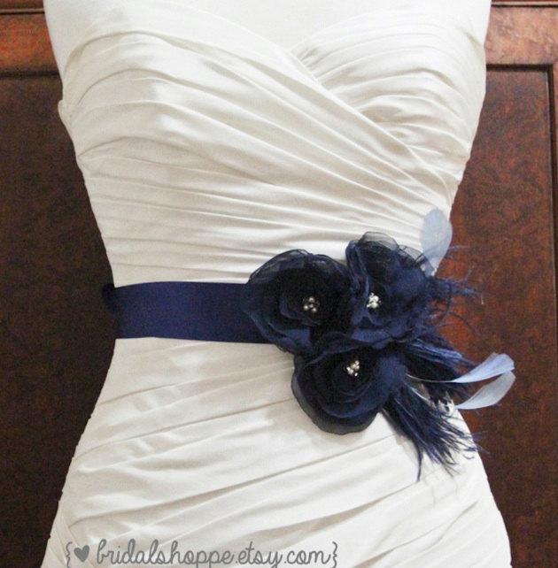 Hochzeit - Navy Blue Bridal Sash, Navy Blue Bridal Sash, Navy Blue Wedding, Navy Blue Bridal Accessories, Navy Blue Wedding Sash Belt,  Madison