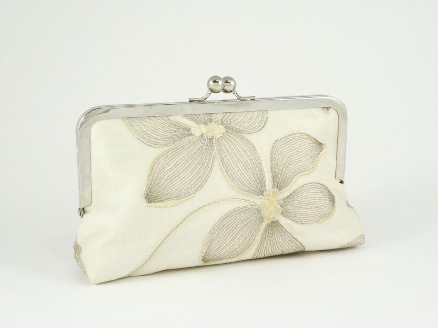 Mariage - COUTURE Embroidered Floral Satin Bridal Clutch in Ivory Champagne