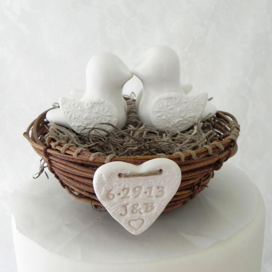 زفاف - Rustic Chic Wedding Cake Topper - Ivory Love Birds in Nest - Personalized Heart - Bride and Groom - Simple and Elegant