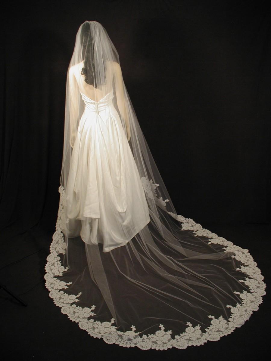Свадьба - Mantilla veil Cathedral length 108" long - trailing manitlla veil with Alencon lace.