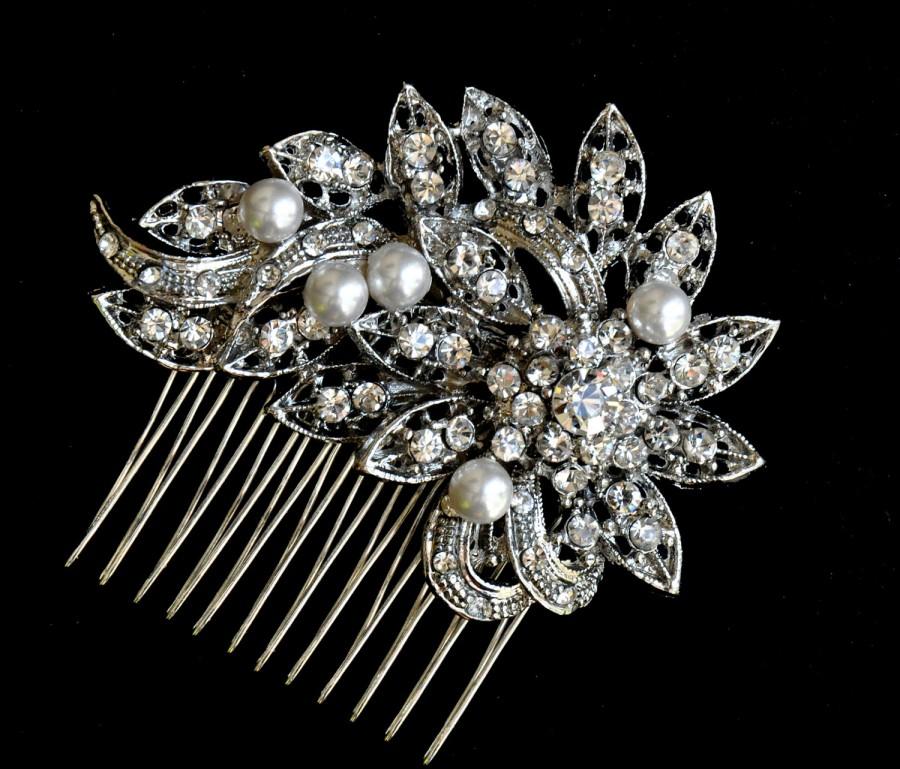 Hochzeit - Bridal comb,Bridal Hair comb,wedding comb,bridal pearl hair comb, bridal head piece,Rhinestone and Swarovski Pearls  -Cupid