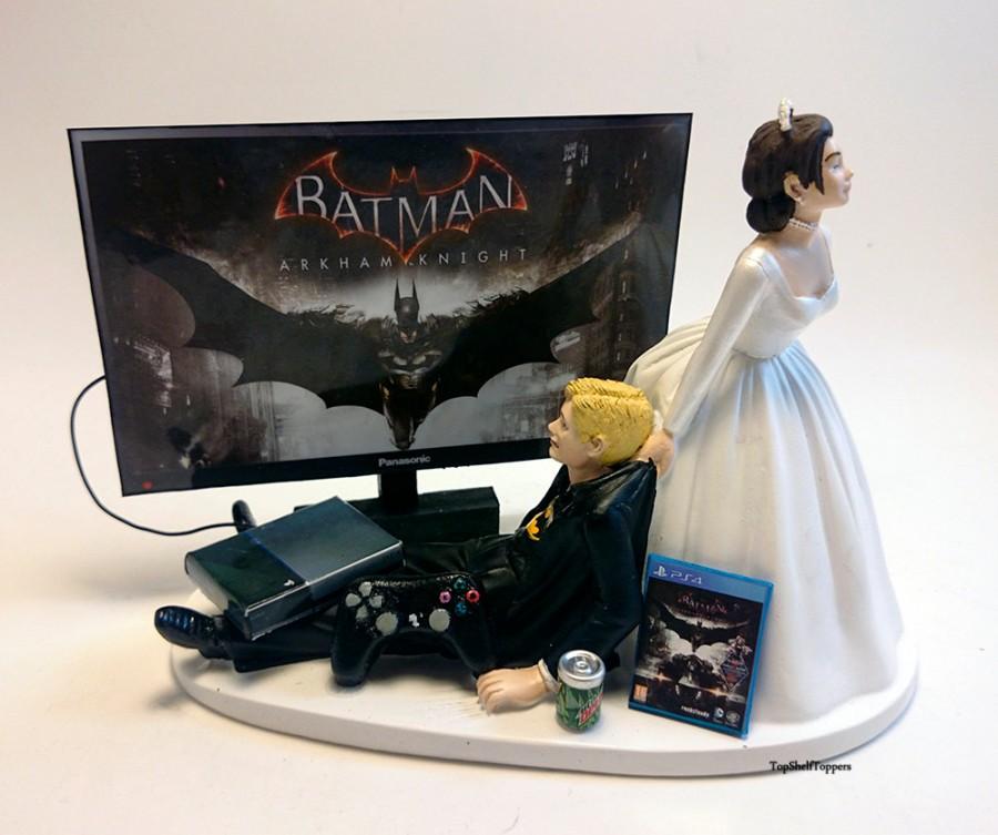 زفاف - Funny Wedding Cake Topper Video Game BAT MAN Bride And Groom Gamer/Fan Xbox One/PS4
