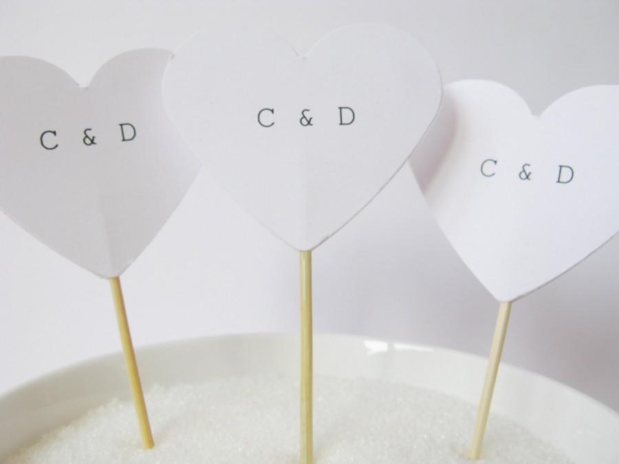 Свадьба - 24 x Initial Heart Cupcake Picks - Cupcake Toppers - Flags - Wedding - Hand Made