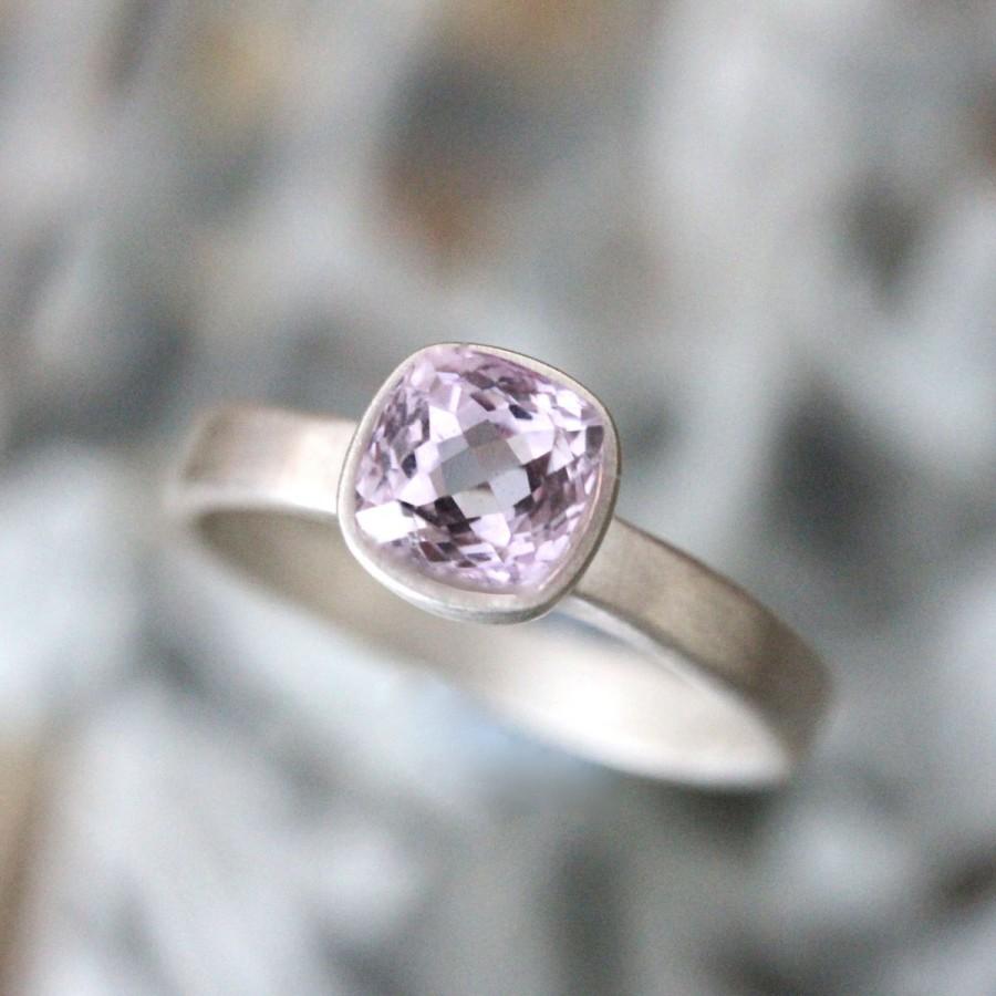 زفاف - Kunzite Sterling Silver Ring, Gemstone RIng, Cushion Shape Ring, No Nickel, Eco Friendly, Engagement Ring, Stacking Ring - Made To Order