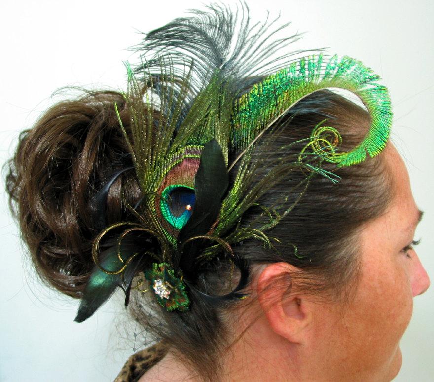 Свадьба - Bridal Fascinator, Green, Gold with Black Ostrich, Peacock Bridal Hair Piece, Wedding Fascinator, Bridal Headpiece, Elegant Fascinator