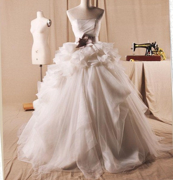 Hochzeit - Free Shipping 2013 New Style Gorgeous Strapless Ruffle Skirt Material Ball Gown Zipper Back Wedding Dress/Wedding Gown with Sash WD0009