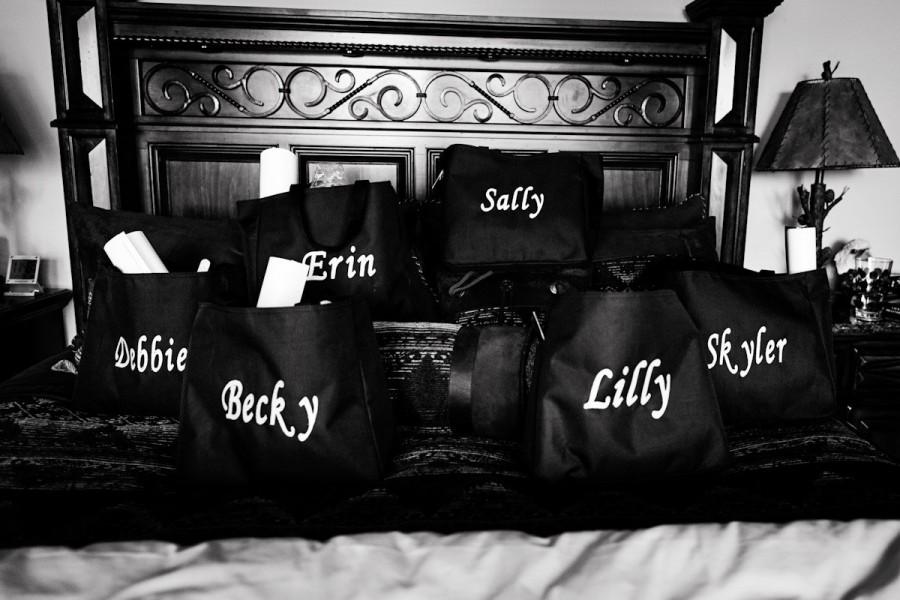 Свадьба - 10 Bridesmaids Tote Bags Wedding Party Bridal Party Gifts Monogrammed Custom Made
