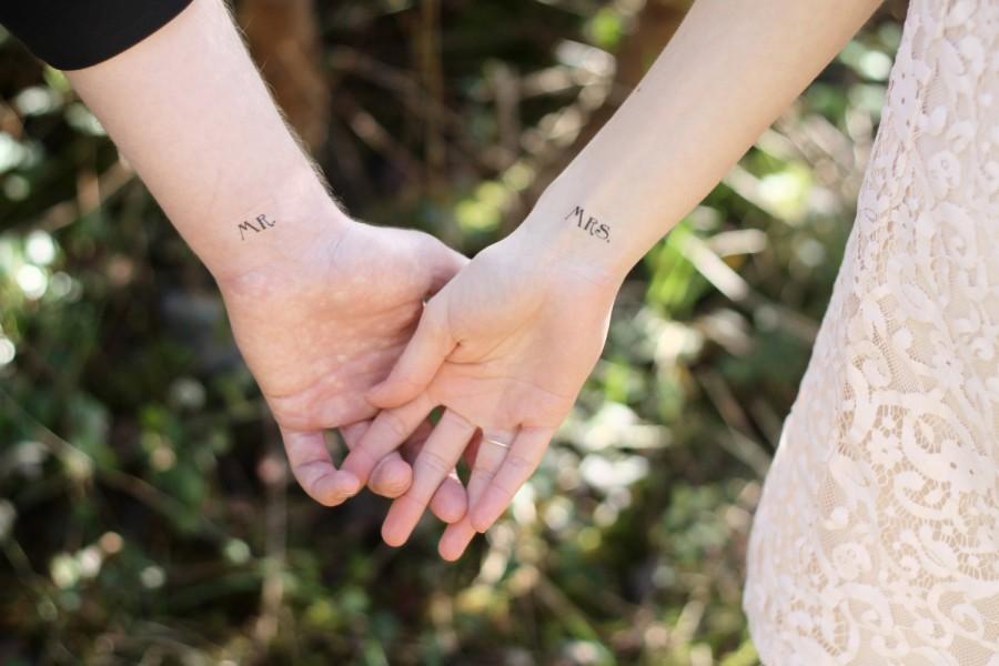 Свадьба - Mr & Mrs Wedding Temporary Tattoo Pair