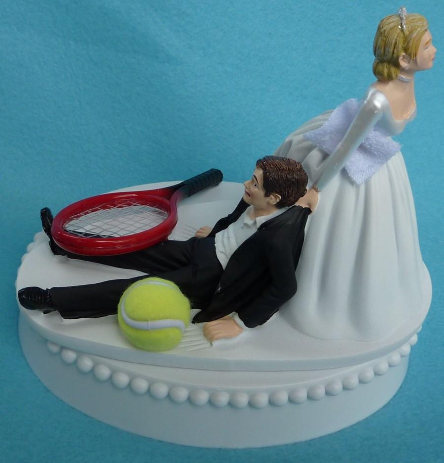 زفاف - Wedding Cake Topper Tennis Player Ball Racquet Sports Groom Themed w/ Bridal Garter Bride Athlete Hobby Athletic Sporty Humorous Funny Top