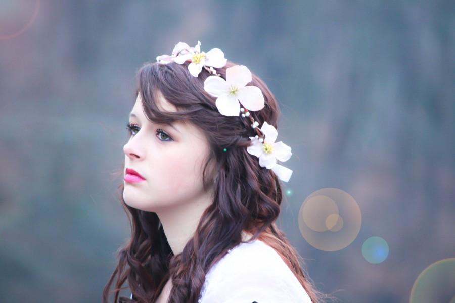 زفاف - flower hair band, flower hair crown, dogwood blossom halo, bridal flower