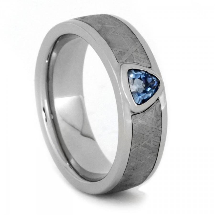 زفاف - Blue Topaz Ring with Gibeon Meteorite in Palladium Band, Trillion Cut Engagement Ring