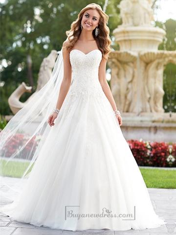 Hochzeit - A-line Sweetheart Diamante Embellished Wedding Dresses
