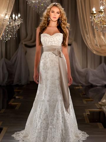 Hochzeit - A-line Sweetheart Embroidered Lace and Beading Throughout Wedding Dress