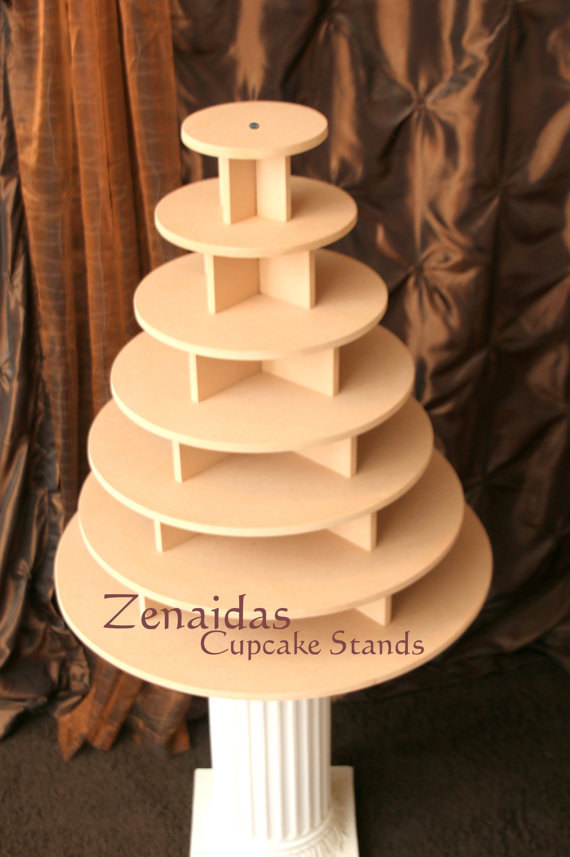 Mariage - Cupcake Stand  7 Tier Round 200 Cupcakes Threaded Rod and Freestanding Style MDF Wood Cupcake Tower Birthday Stand Wedding Stand DIY Project