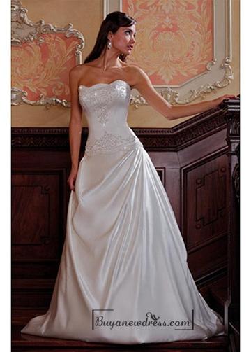 Hochzeit - Beautiful Elegant Satin A-line Strapless Wedding Dress In Great Handwork