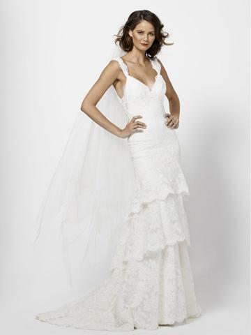 Mariage - Lace Tiered Sleeveless V-neck A-line Wedding Dress