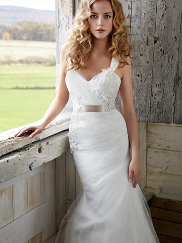 Wedding - Floral Organza Sleeveless Wedding Dress with Lace Appliques and Satin Sash